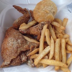 Captain Jay's Fish and Chicken - 2 piece wing and breast combo