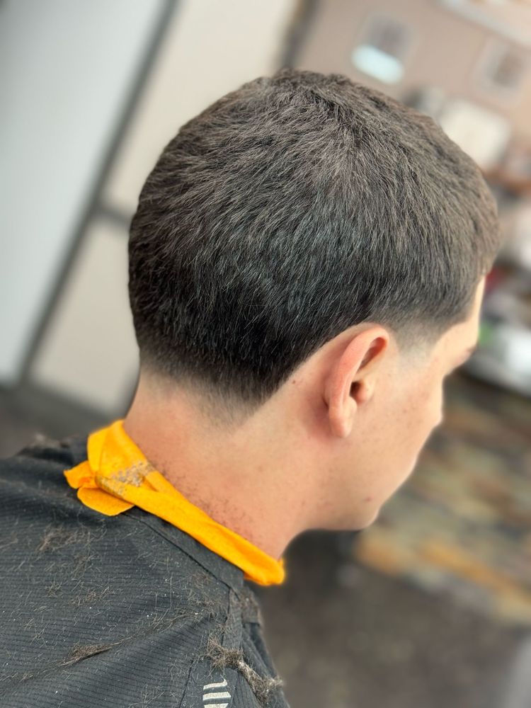 Salon Barber Image