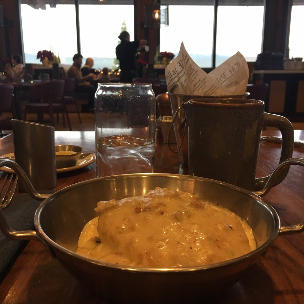 Lodge Kitchen - New American Near Me - Sunriver, Oregon Lodge Kitchen - New American Near Me - Sunriver, Oregon