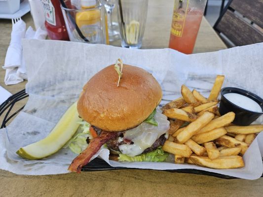 Hennessey's Tavern by null