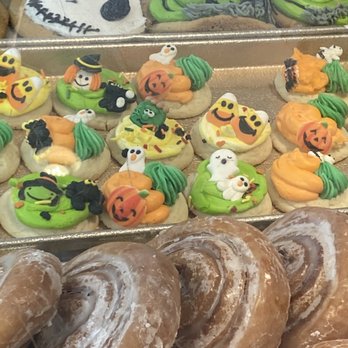 Bella Napoli - Bakeries Near Me - Latham, New York