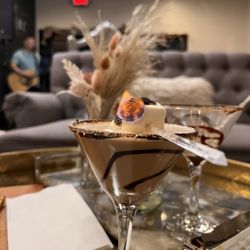 Pourr Decisions wine lounge  - S'mores martini