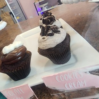 Smallcakes San Antonio - Cookies n Cream - Bakeries Near Me - San Antonio, Texas Smallcakes San Antonio - Cookies n Cream - Bakeries Near Me - San Antonio, Texas
