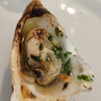 Parkside Cafe - Hog island bbq oyster in minuet butter garlic - American Near Me - Stinson Beach, California Parkside Cafe - Hog island bbq oyster in minuet butter garlic - American Near Me - Stinson Beach, California