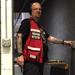 Triggercontrol Tactical - TCT puts safety 1st with cutting-edge, effective teaching methods in progressive, modern defensive pistol technique a strong second.