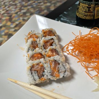 Ichiban - Spicy Salmon Roll - Chinese Near Me - Fort Myers, Florida Ichiban - Spicy Salmon Roll - Chinese Near Me - Fort Myers, Florida