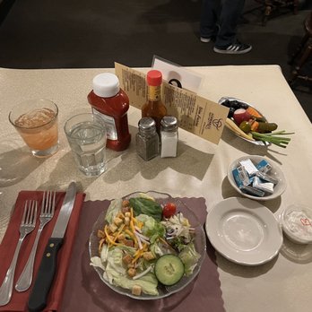 Schwarz's Supper Club - New American Near Me - New Holstein, Wisconsin