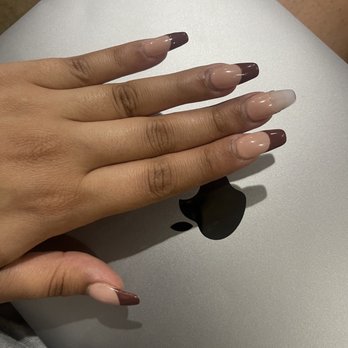 Crystal Nails - Nail Salons Near Me - La Mirada, California