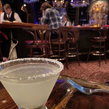 Sperry's Restaurant - Spicy Tequila Martini - Steakhouses Near Me - Franklin, Tennessee