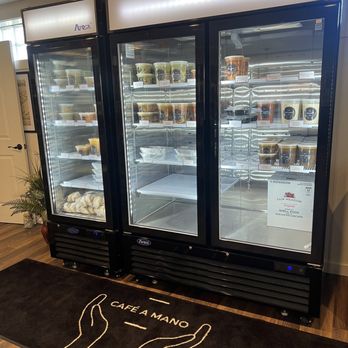 Cafe A Mano - Fresh and frozen take-out food - Delis Near Me - Coraopolis, Pennsylvania