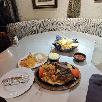 Pancho & Willie's Cantina - Stake and shrimp fajita - Mexican Near Me - Sparks, Nevada