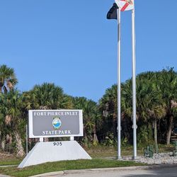 Fort Pierce Inlet State Park - Fort Pierce Inlet State Park entrance