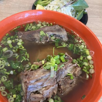 Pholicious Noodle Bar - Ox tail soup 17. Oxtail Pho (Ph ui B) 17. Oxtail Pho (Ph ui B) - Vietnamese Near Me - Lake Forest, California