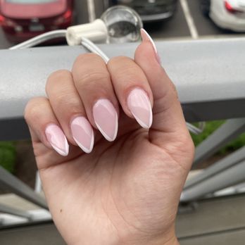 The Nail Lounge - Nail Salons Near Me - Avon, Connecticut