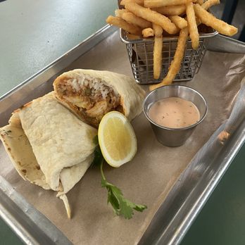 Traveler's Cart - Butter Chicken Roti Wrap (H) (N) - Cocktail Bars Near Me - Houston, Texas