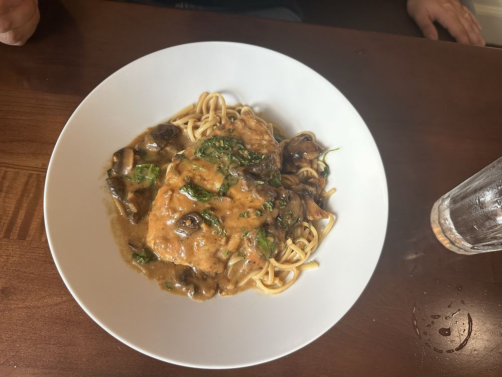 Social spots from The Tavern at Spring Hill