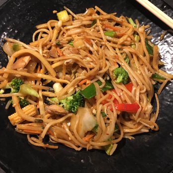 HuHot Mongolian Grill - Chinese noodles, chicken and veggies - Mongolian Near Me - Logan, Utah