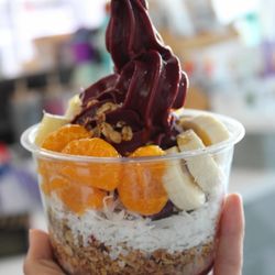 Blend Juicery - Acai, coconut shreds, granola, banana, oranges and local honey