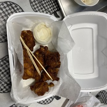 Fusion Corner - Chicken wings with lemon pepper - Asian Fusion Near Me - Stanton, California Fusion Corner - Chicken wings with lemon pepper - Asian Fusion Near Me - Stanton, California