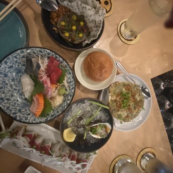 Nami Kaze - Lobster ( canada) w/ house bread Ahi (fresh Ahi island) (sesame rice cracker) - Japanese Near Me - Honolulu, Hawaii Nami Kaze - Lobster ( canada) w/ house bread Ahi (fresh Ahi island) (sesame rice cracker) - Japanese Near Me - Honolulu, Hawaii