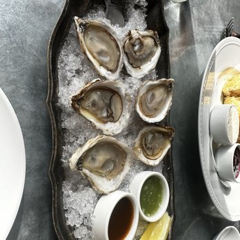St Genevieve - PEI Oysters - French Near Me - Minneapolis, Minnesota St Genevieve - PEI Oysters - French Near Me - Minneapolis, Minnesota