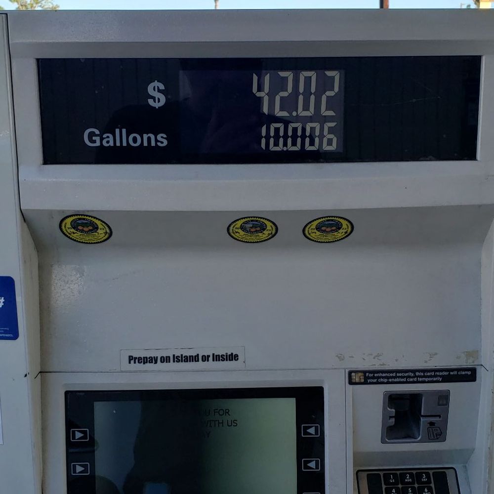 Arco Gasoline - For every 10 gallons the oil tycoons are making 30$ WOW!! This country is truly twisted! And the people let them do it! - Gas Stations Near Me - La Habra, California Arco Gasoline - For every 10 gallons the oil tycoons are making 30$ WOW!! This country is truly twisted! And the people let them do it! - Gas Stations Near Me - La Habra, California