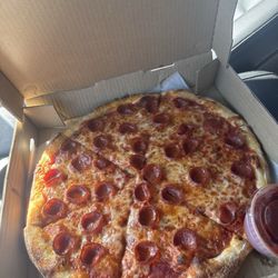 Vinny's Pizza Joint - Small pepperoni pizza with a side of sauce(the sauce is amazing to dip the crust in