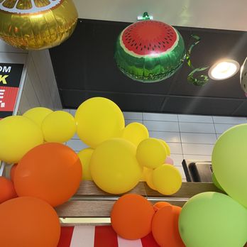 McDonalds - Decor - Fast Food Near Me - Firebaugh, California
