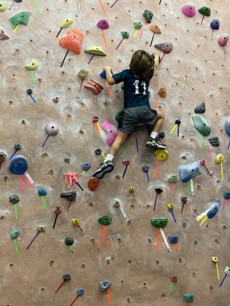 THE DELAWARE ROCK GYM Updated August 2024 15 Reviews 520 Carson Dr, Bear, Delaware Rock