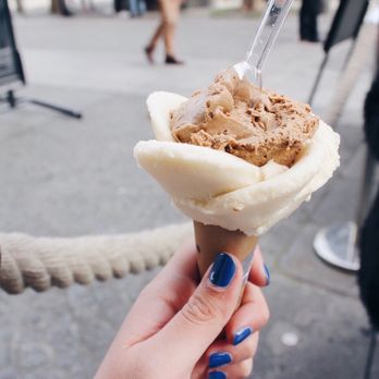 Amorino - Ice Cream & Frozen Yogurt Near Me - Paris, 75 Amorino - Ice Cream & Frozen Yogurt Near Me - Paris, 75