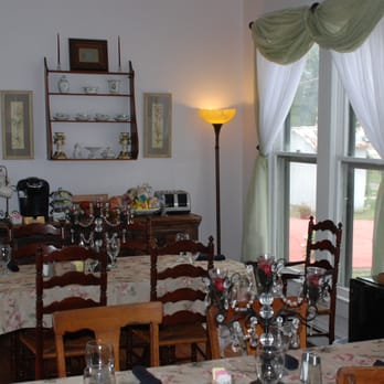 The Ainsworth House Inn - Bed & Breakfast Near Me - Luling, Texas The Ainsworth House Inn - Bed & Breakfast Near Me - Luling, Texas