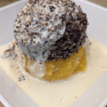 Storytelling Café - The haggis with neeps and tatties - Cafes Near Me - Edinburgh, EDH Storytelling Café - The haggis with neeps and tatties - Cafes Near Me - Edinburgh, EDH