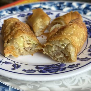 Jade Palace - 1 Egg Roll - Chinese Near Me - Bellevue, Nebraska