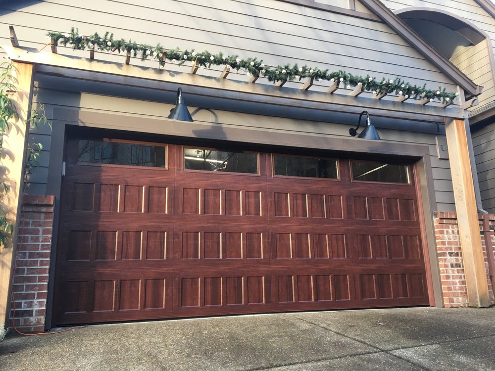D Bar Garage Doors - veterans service organization in Portland, OR