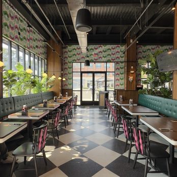 Bareburger - Inside - Burgers Near Me - Darien, Connecticut