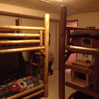 The Treehouse On Aspen - Kid's room! One single bunk & one full bunk. - Vacation Rentals Near Me - Big Bear Lake, California The Treehouse On Aspen - Kid's room! One single bunk & one full bunk. - Vacation Rentals Near Me - Big Bear Lake, California