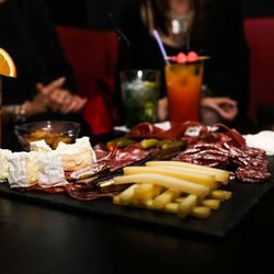Red Corner - Finger's Food & Tapas.