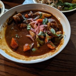 2x4 bBox - Bo Kho Tteboki, beef stew with rice cakes