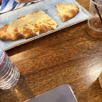 El Galleon - Flatbread - American Near Me - Avalon, California