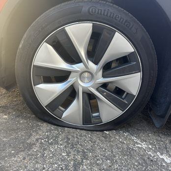 Perez Wheels & Tires - FLAT after only a few months and all the place has to say "oh well" - Tires Near Me - La Puente, California