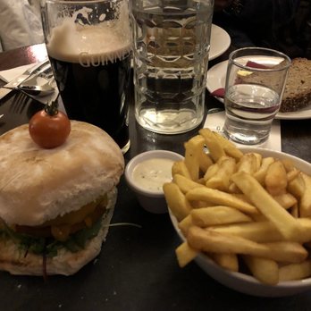 The Oval Bar - Pubs Near Me - Dublin, D The Oval Bar - Pubs Near Me - Dublin, D