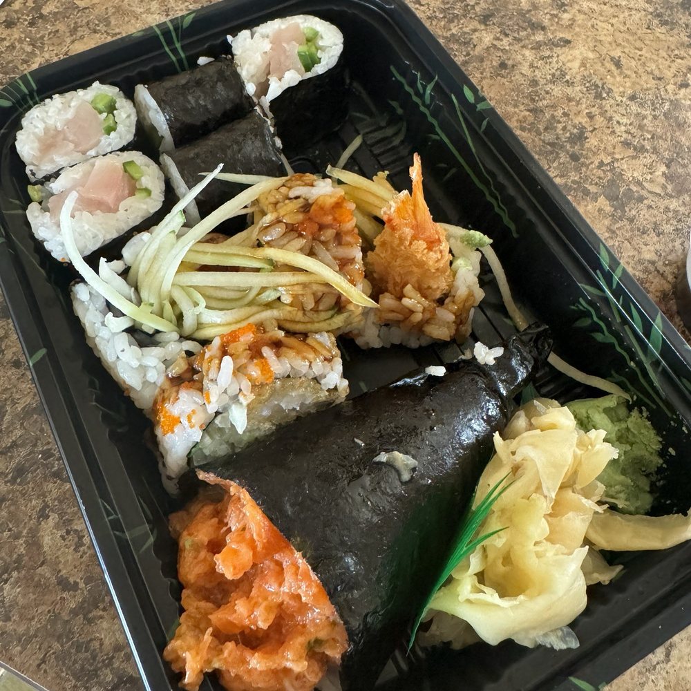Omiya Sushi - Spicy Salmon Roll, Shrimp Tempura, Yellowtail Jalapeno - Japanese Near Me - Brooklyn, New York