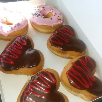 Dunkin' - Here's the boston creme hearts and couple frosted sprinkles - Donuts Near Me - Pearl City, Hawaii Dunkin' - Here's the boston creme hearts and couple frosted sprinkles - Donuts Near Me - Pearl City, Hawaii