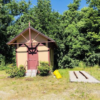 Smith-Appleby House - Train station and tracks - Landmarks & Historical Buildings Near Me - Smithfield, Rhode Island