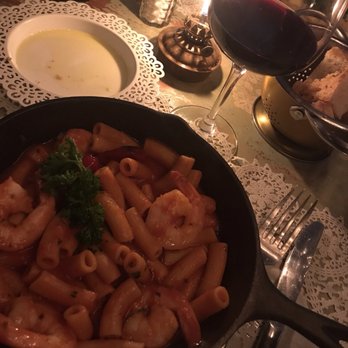 Pane e Vino - Sedanini alla Diavola - Italian Near Me - Miami Beach, Florida Pane e Vino - Sedanini alla Diavola - Italian Near Me - Miami Beach, Florida