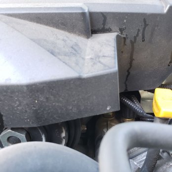 Grease Monkey - Shows the lack of care here. Most places would use that rag that's always around or in someone's back pocket to wipe this up. Rude. - Oil Change Stations Near Me - Vancouver, Washington Grease Monkey - Shows the lack of care here. Most places would use that rag that's always around or in someone's back pocket to wipe this up. Rude. - Oil Change Stations Near Me - Vancouver, Washington
