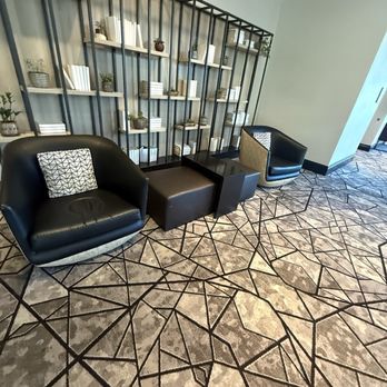 Hyatt Regency Houston West - Lounge area off lobby - Hotels Near Me - Houston, Texas