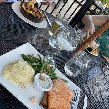 Rocky River Tap and Table - Plank Salmon Pork Mac Wagyu Burger - Bars Near Me - Granger, Indiana