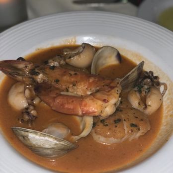 Lusardi's - Italian Near Me - New York, New York