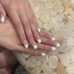 Linda's Threading & Nails